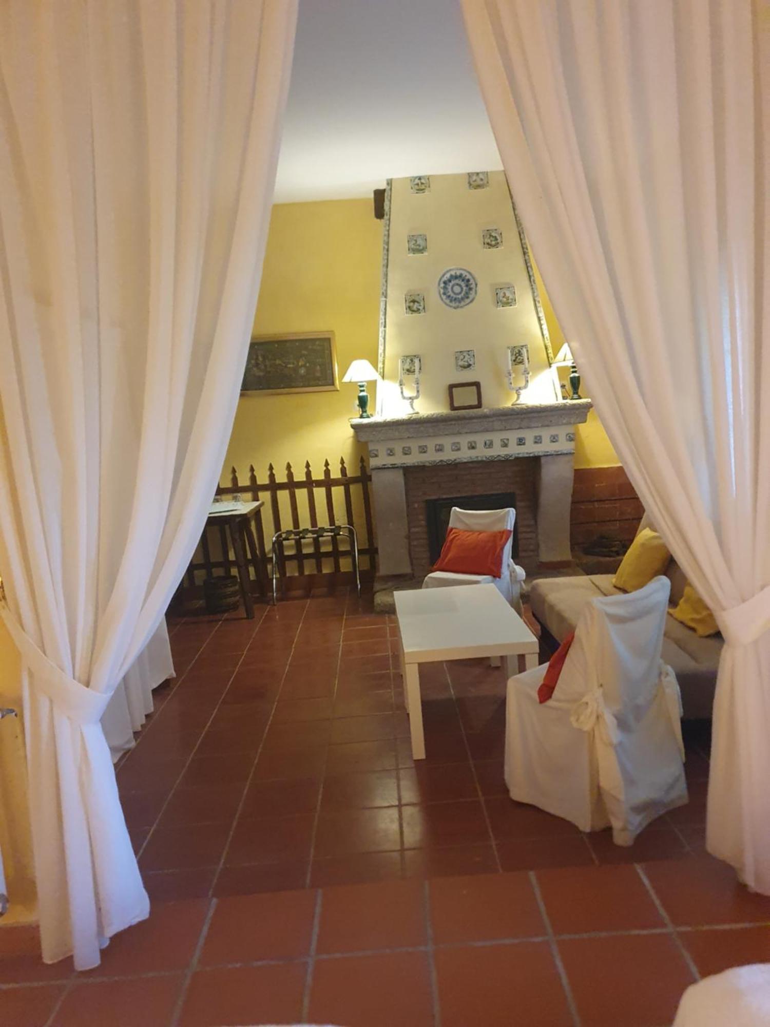 Hotel Rural El Vaqueril Navas del Madroño Kültér fotó
