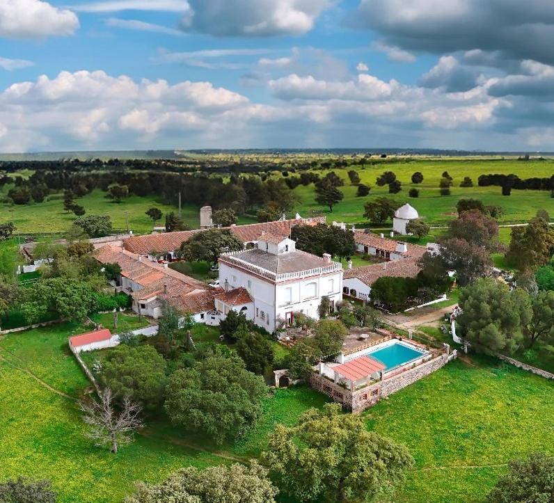 Hotel Rural El Vaqueril Navas del Madroño Kültér fotó